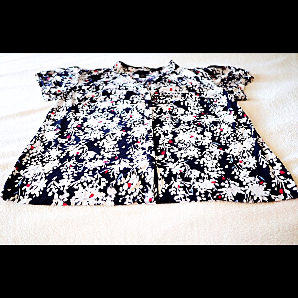 Lane Bryant Floral Plus Size Button Down Blouse